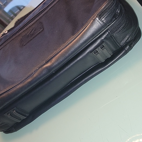 Case-tech Inc. Padded laptop bag. Black - Picture 3 of 9